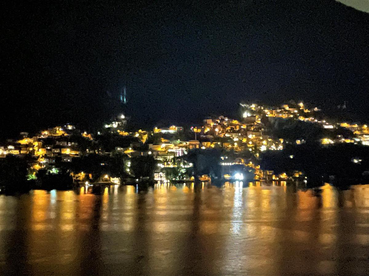 Romantic Home Stone With Amazing View Lake Of Como And Oleandra 拉利奥 外观 照片