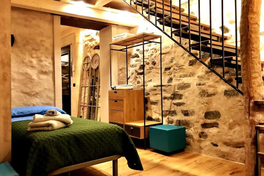 Romantic Home Stone With Amazing View Lake Of Como And Oleandra 拉利奥 外观 照片