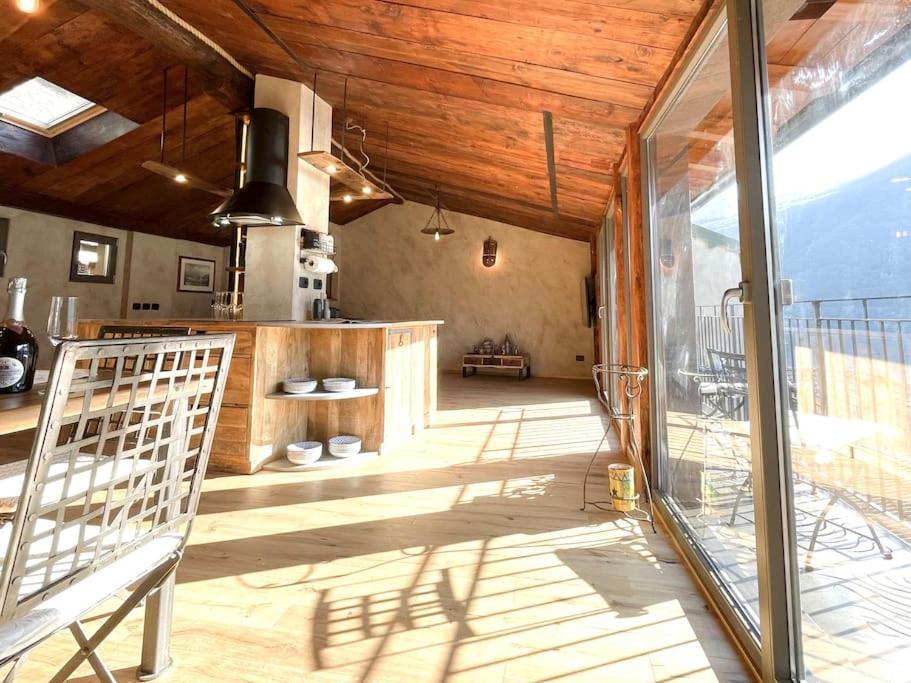 Romantic Home Stone With Amazing View Lake Of Como And Oleandra 拉利奥 外观 照片